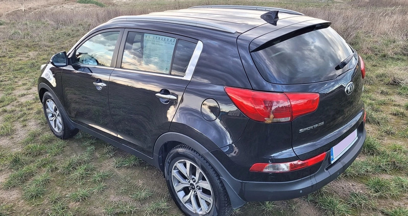 Kia Sportage cena 46999 przebieg: 231000, rok produkcji 2015 z Barlinek małe 352